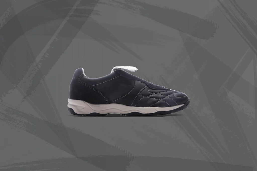 King Indoor Icons Puma Black Frosted Ivory