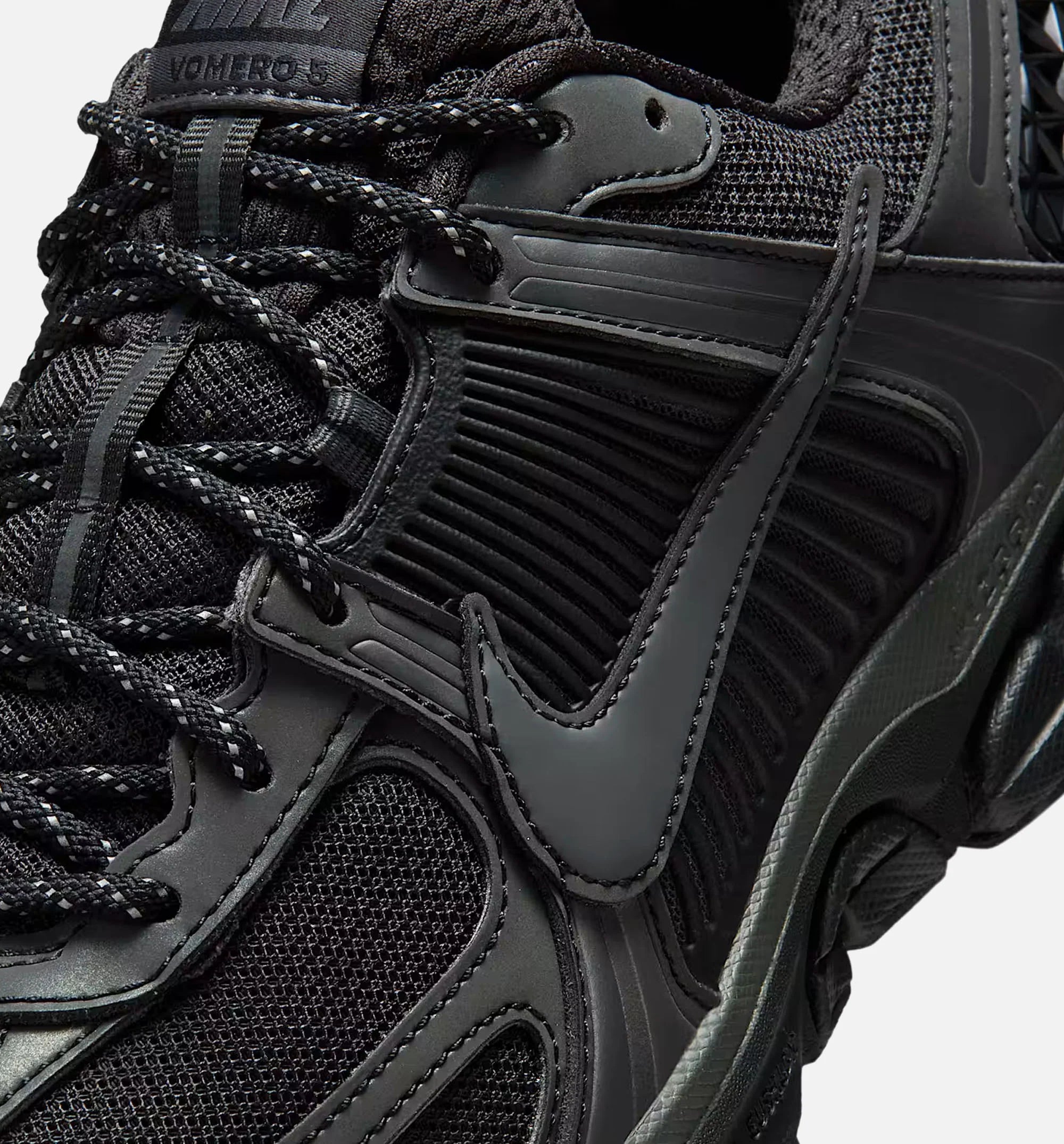 Zoom Vomero 5 SE Mens Lifestyle Shoe Black Anthracite Light Lemon Twist Black