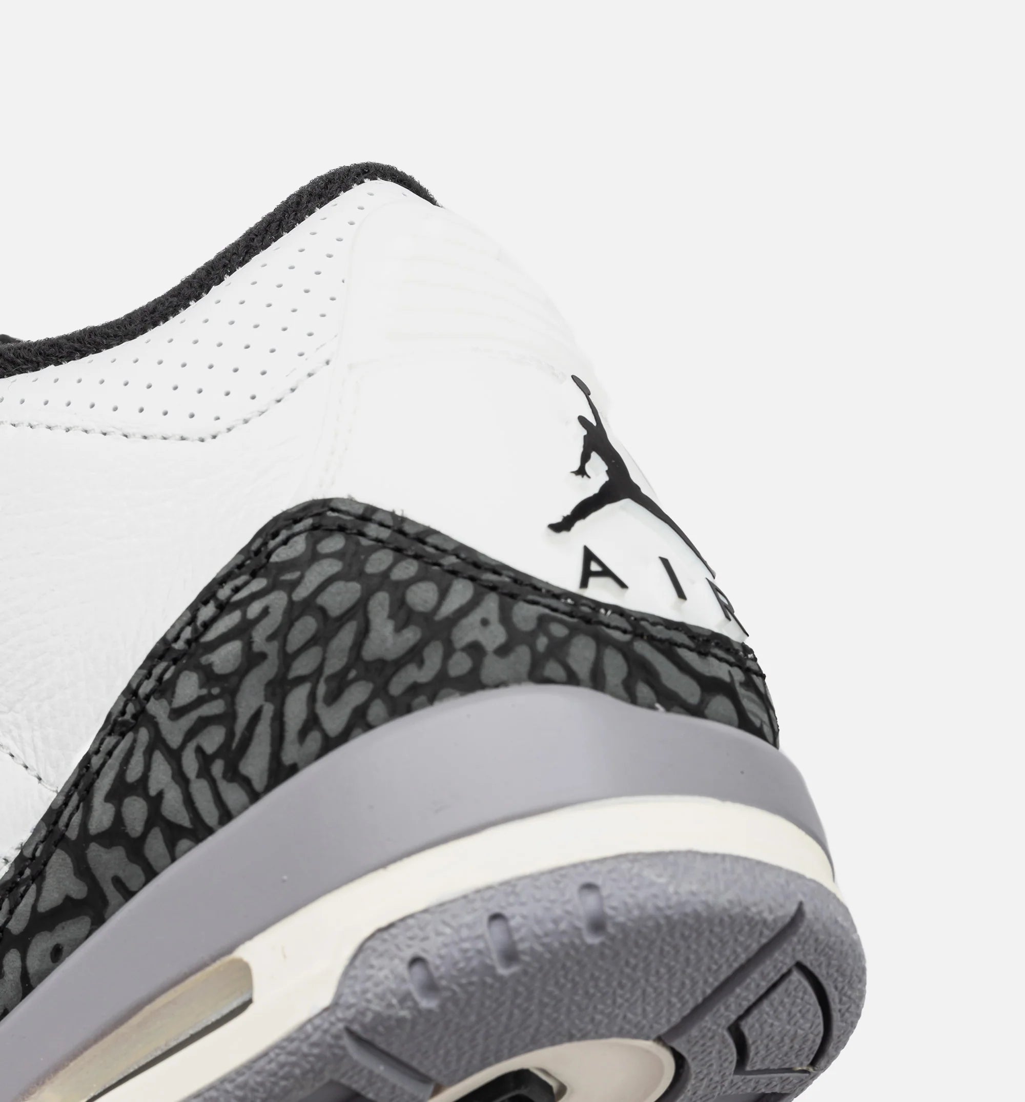 Air Jordan 3 Retro Cement Grey Grade School Lifestyle Shoe Summit White Fire Red Cement Grey Black