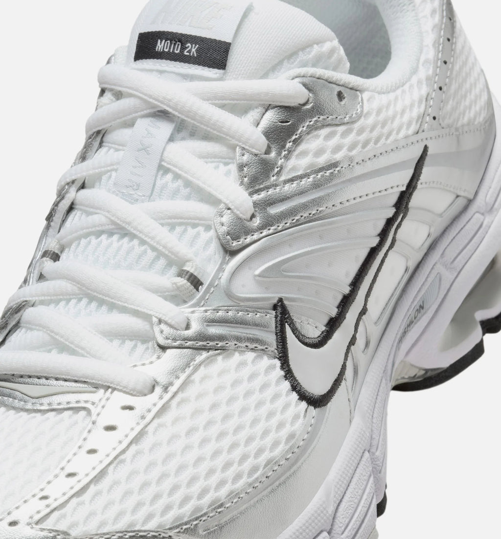 Air Max Moto 2K Womens Lifestyle Shoe White Photon Dust Metallic Silver Black