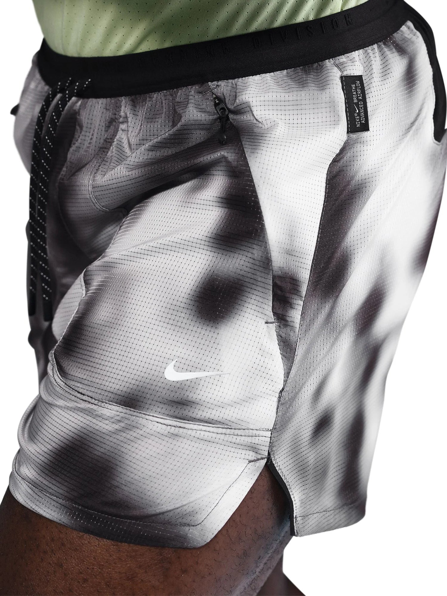 Nike Mens Running Division Dri FIT ADV 4 Brief Lined Running Shorts