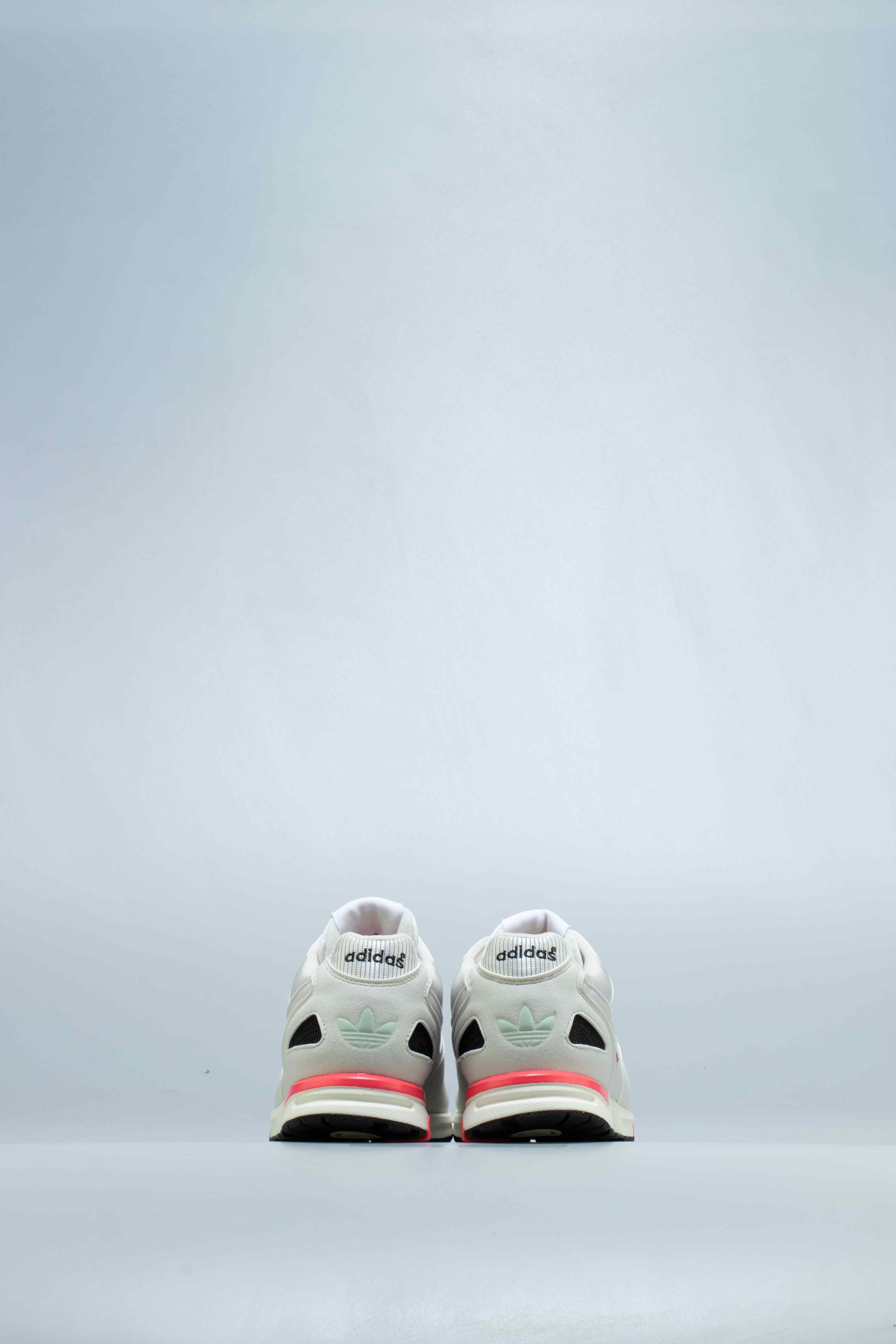 ZX 4000 Womens Lifestyle Shoe Chalk White Crystal White Off White