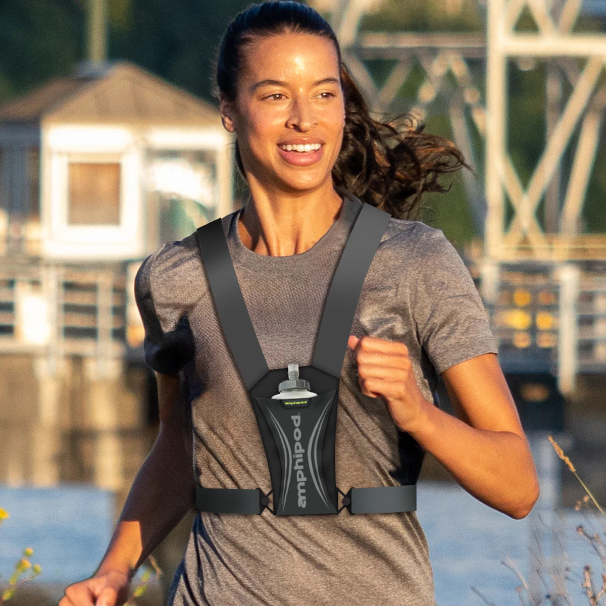Amphipod Harmony Hydration Vest with 355 mL Flask