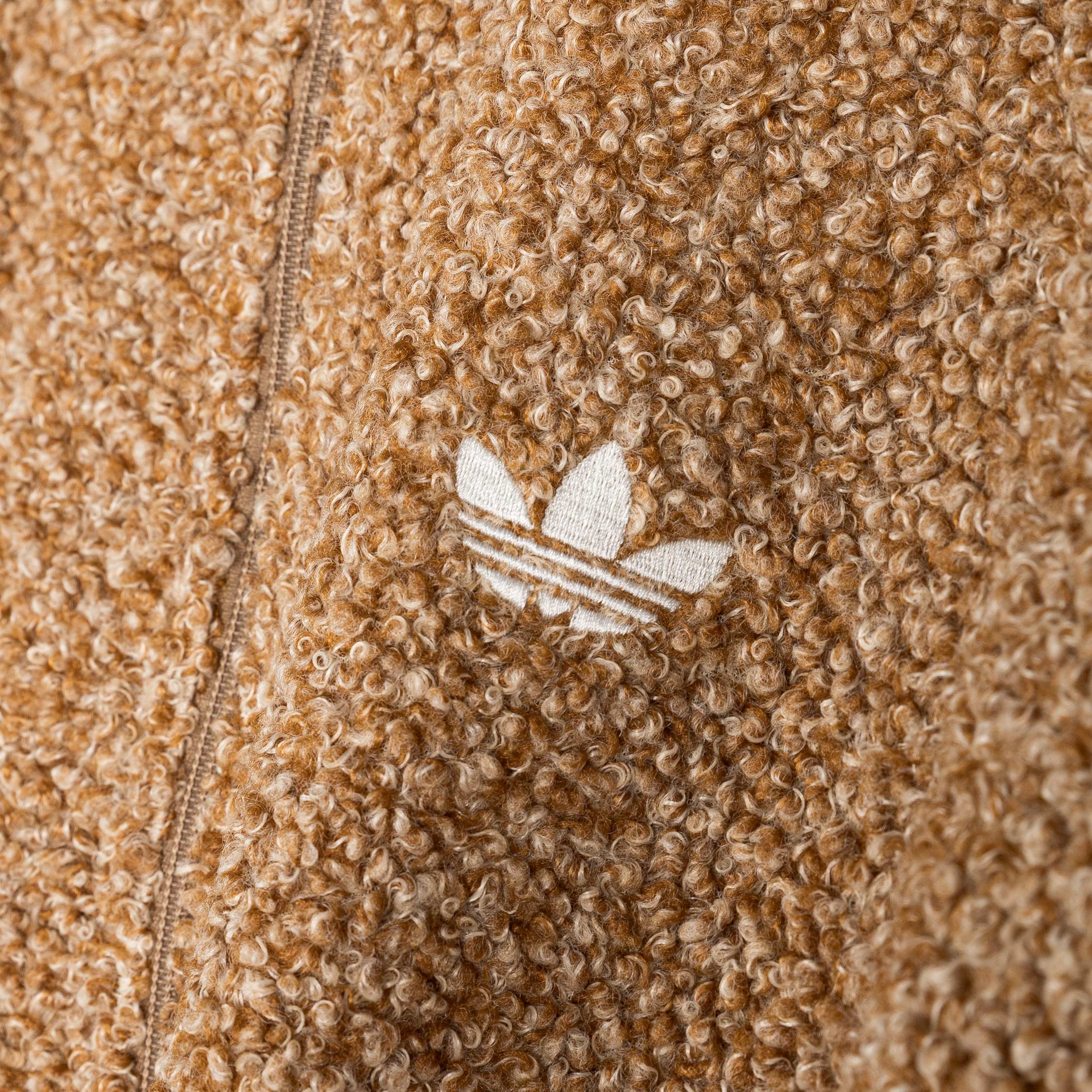 Boucle Firebird Tracktop