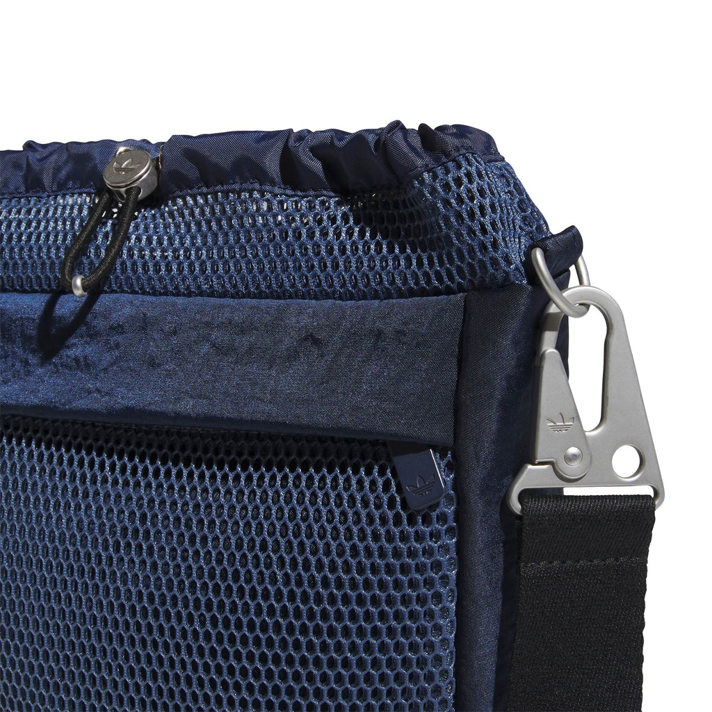 La Brea Bucket Bag