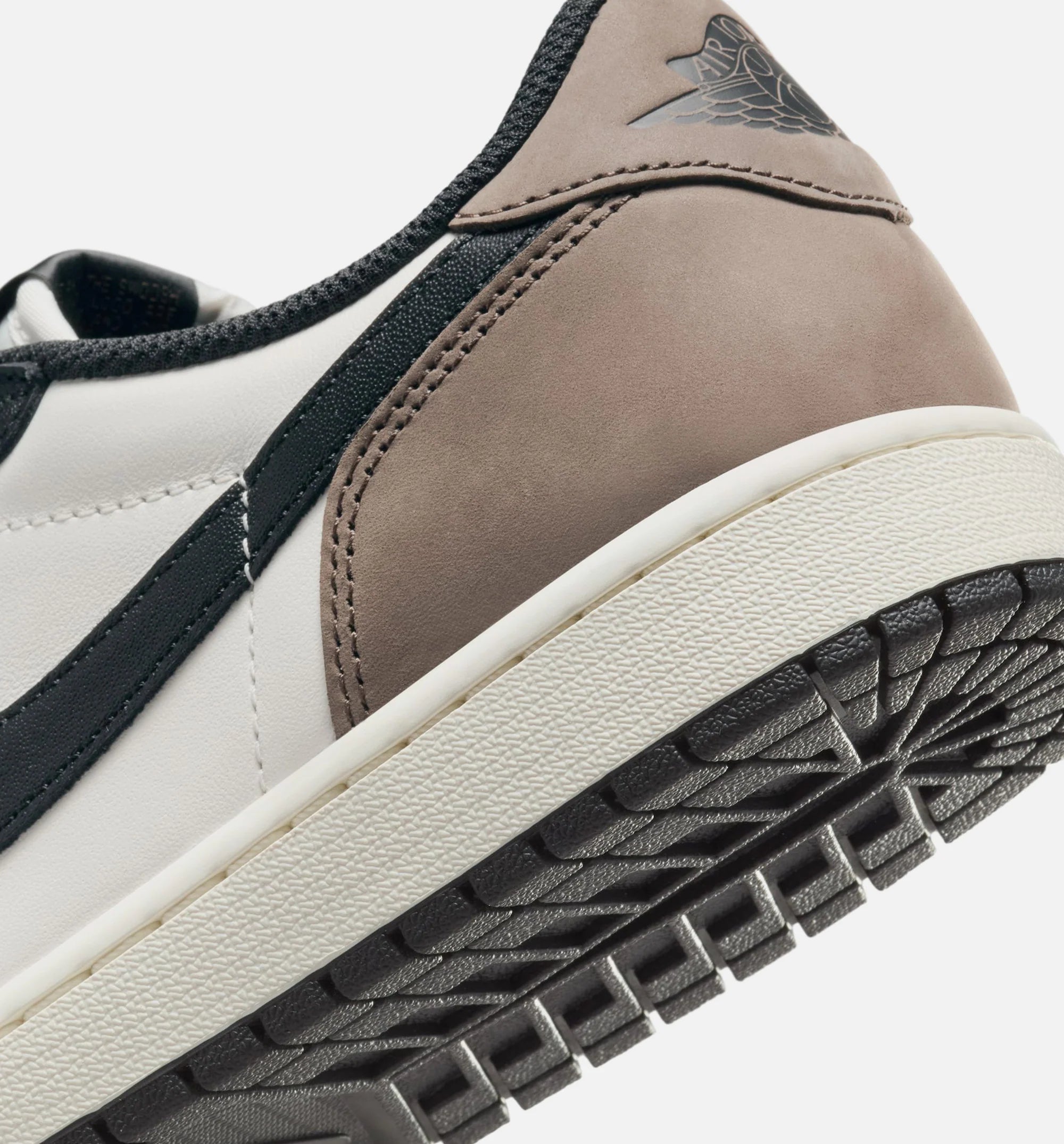 Air Jordan 1 Retro Low Mocha Mens Lifestyle Shoe Sail Black Dark Mocha
