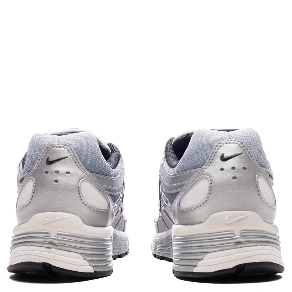 P 6000 Metallic Silver Summit White Wolf Grey
